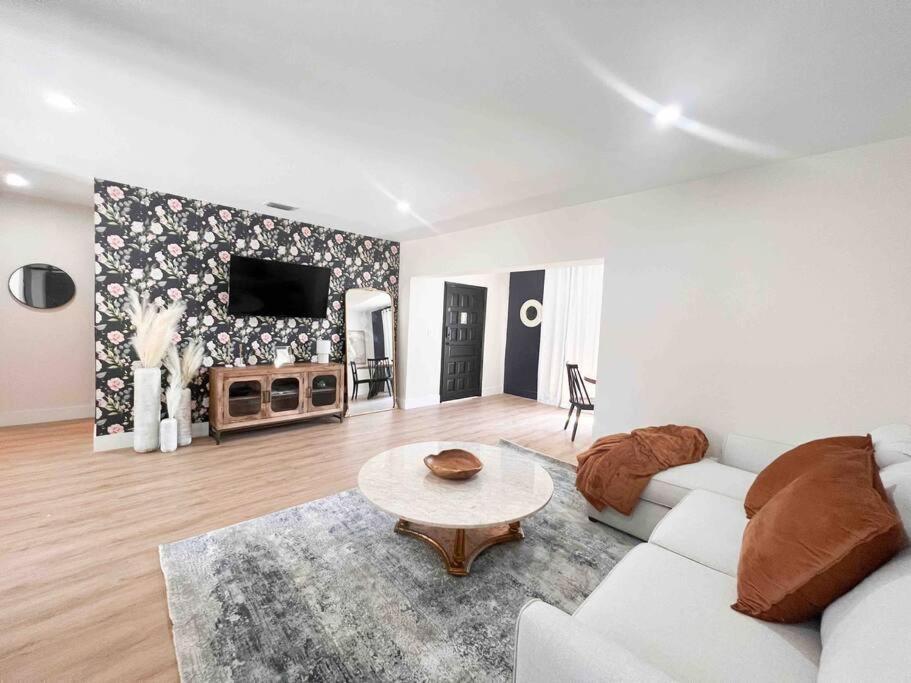 New Miami Home, Pool Near Airport And Beaches, King Bed Exterior foto